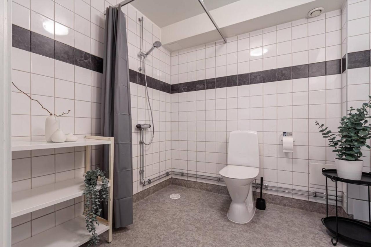 Simple Studio In Trendy Soedermalm - Construction Work Stockholm Exteriör bild
