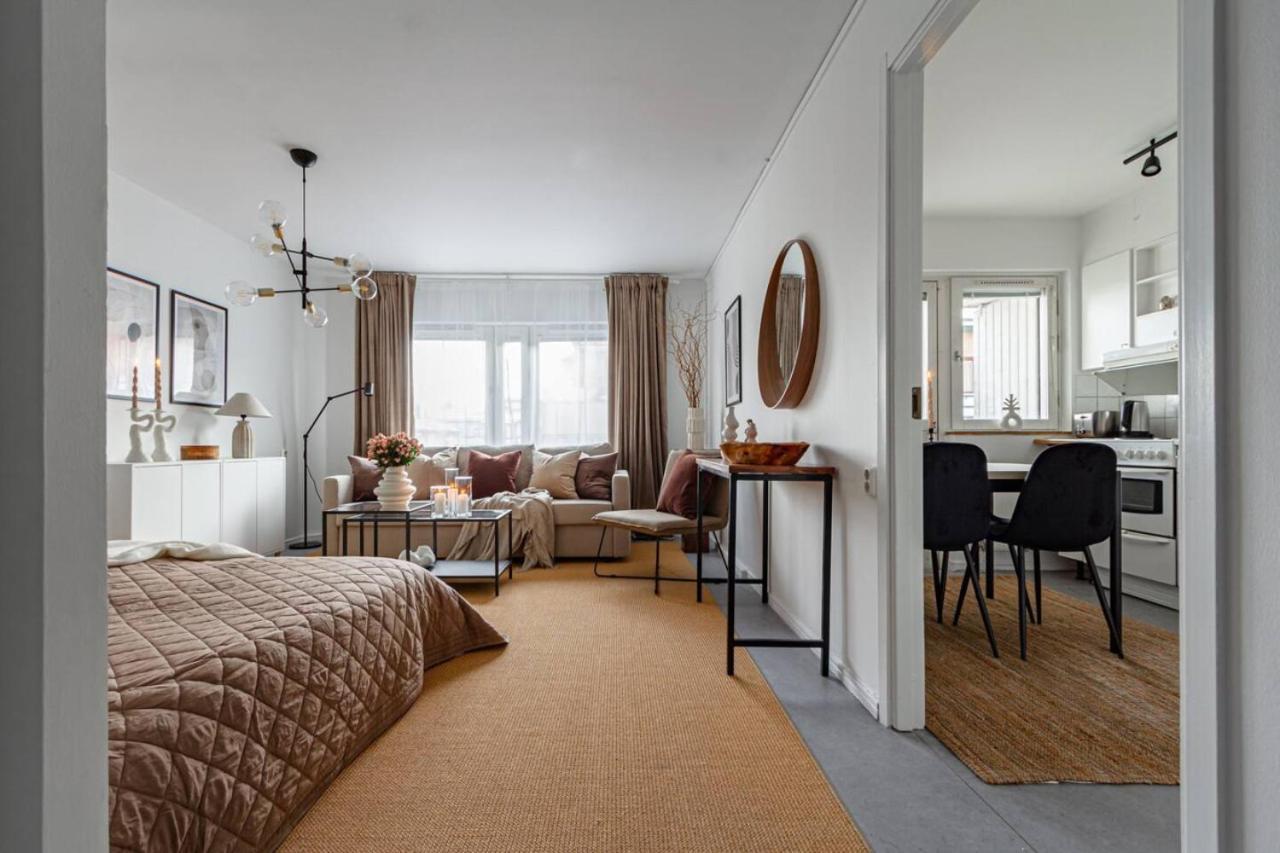 Simple Studio In Trendy Soedermalm - Construction Work Stockholm Exteriör bild