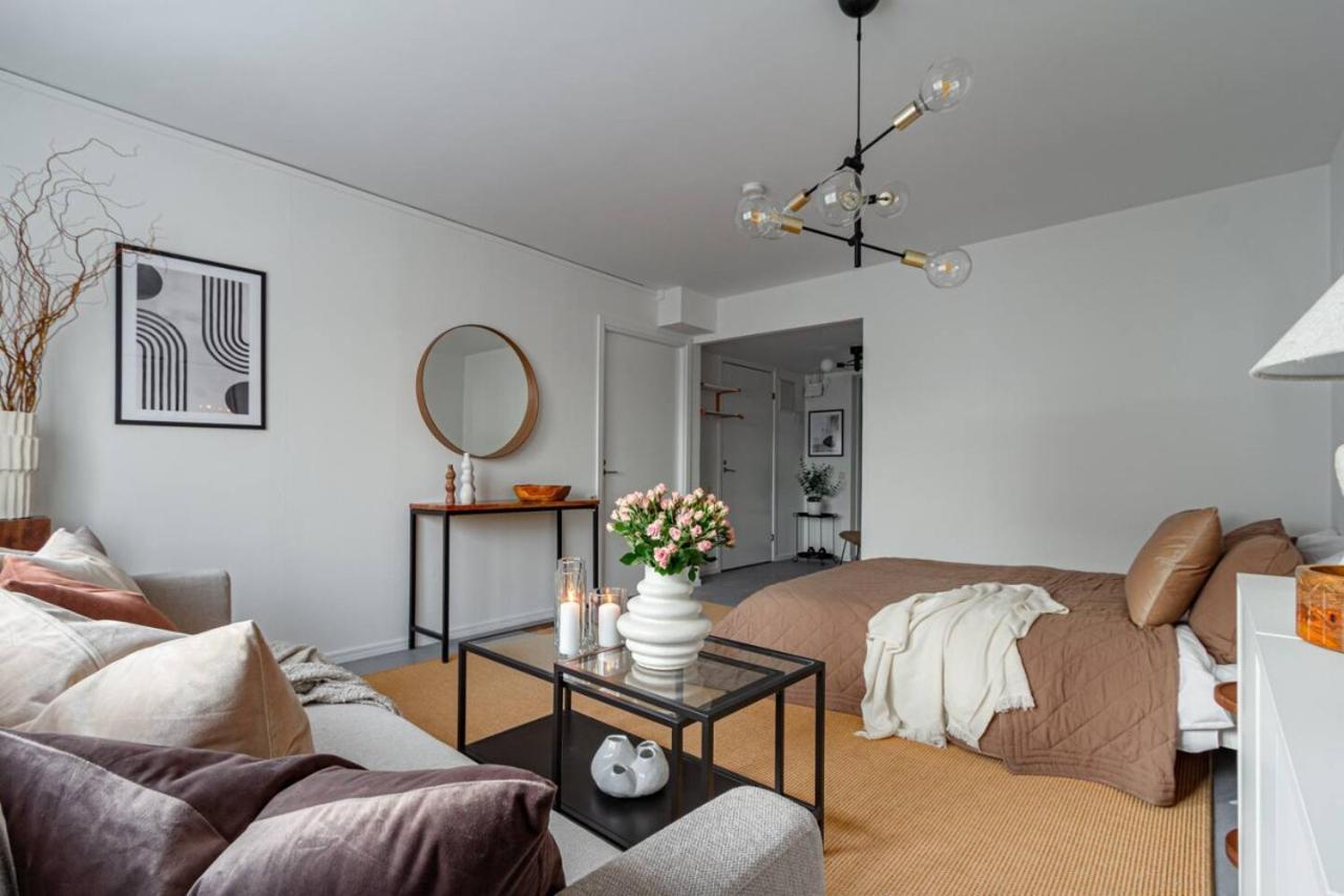 Simple Studio In Trendy Soedermalm - Construction Work Stockholm Exteriör bild